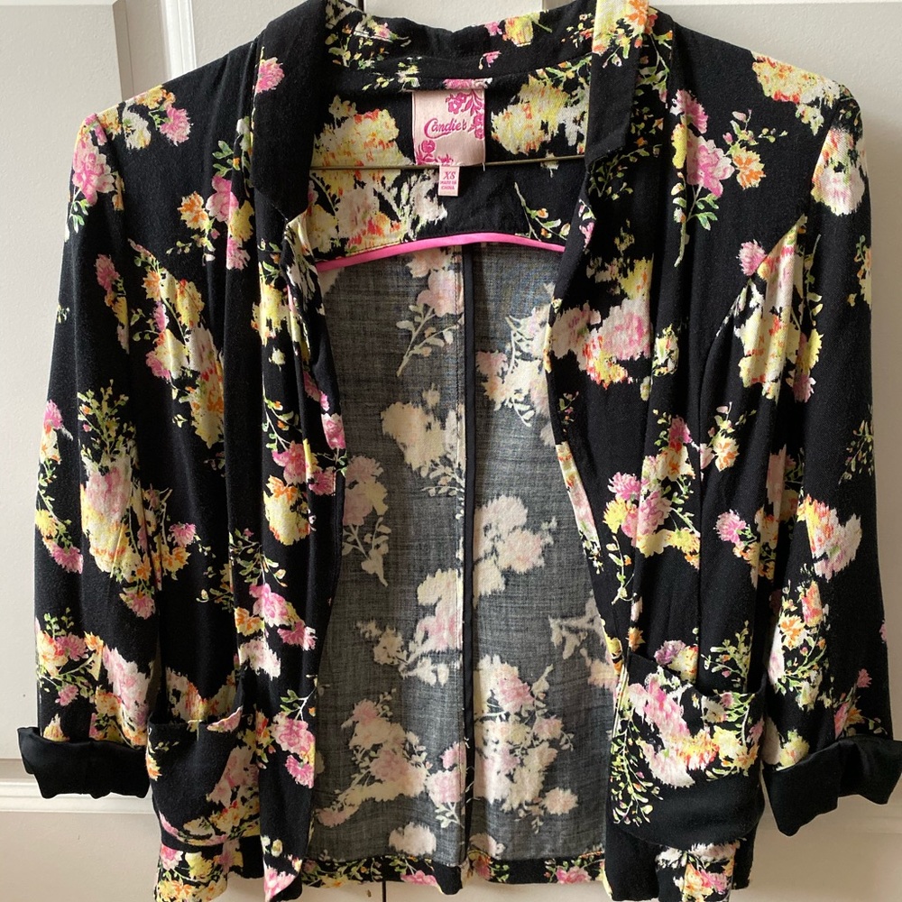 CANDIE'S | Floral Blazer (Barely Worn)